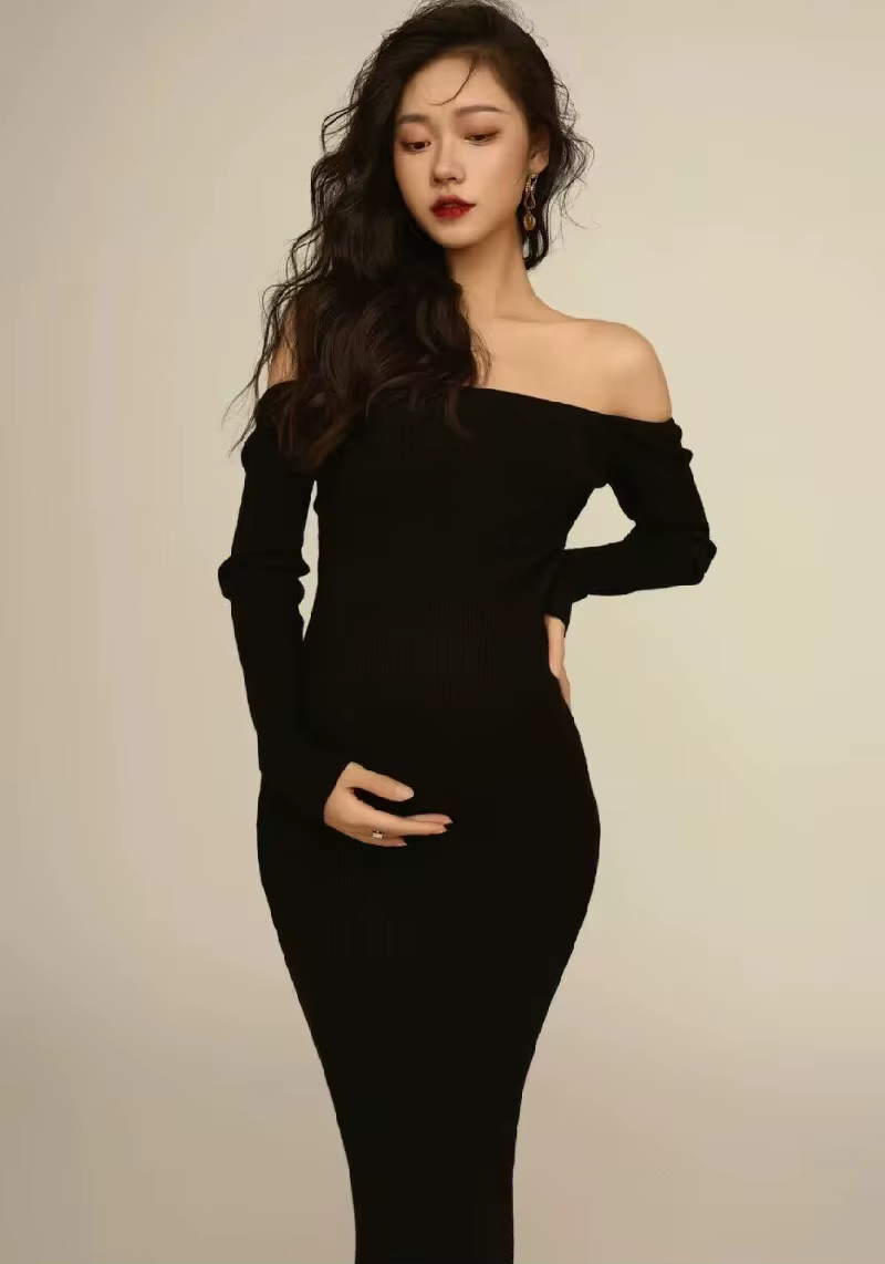 Vestido de maternidad largo de punto sin espalda para sesión - imagen 5