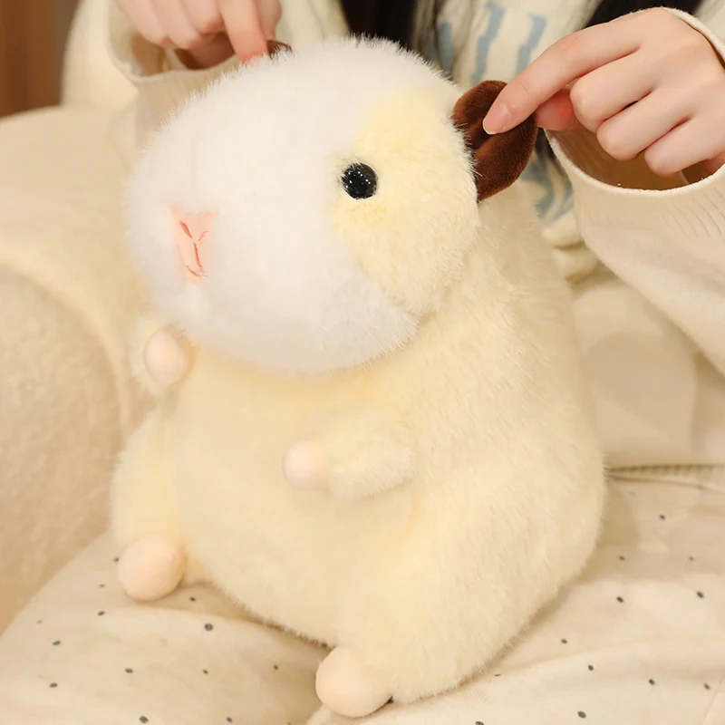 Peluche de peluche suave con acabado redondeado