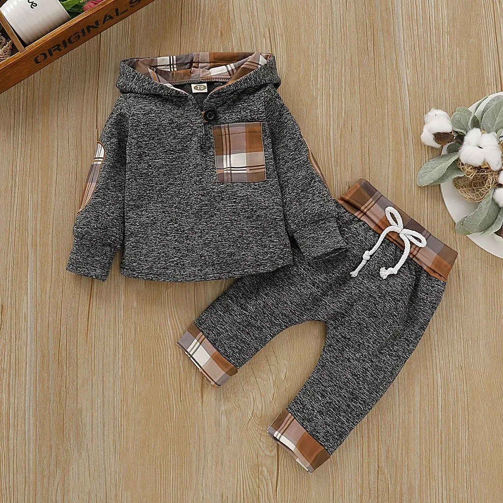 Pantalón largo con cintura elástica y tobillo ajustado