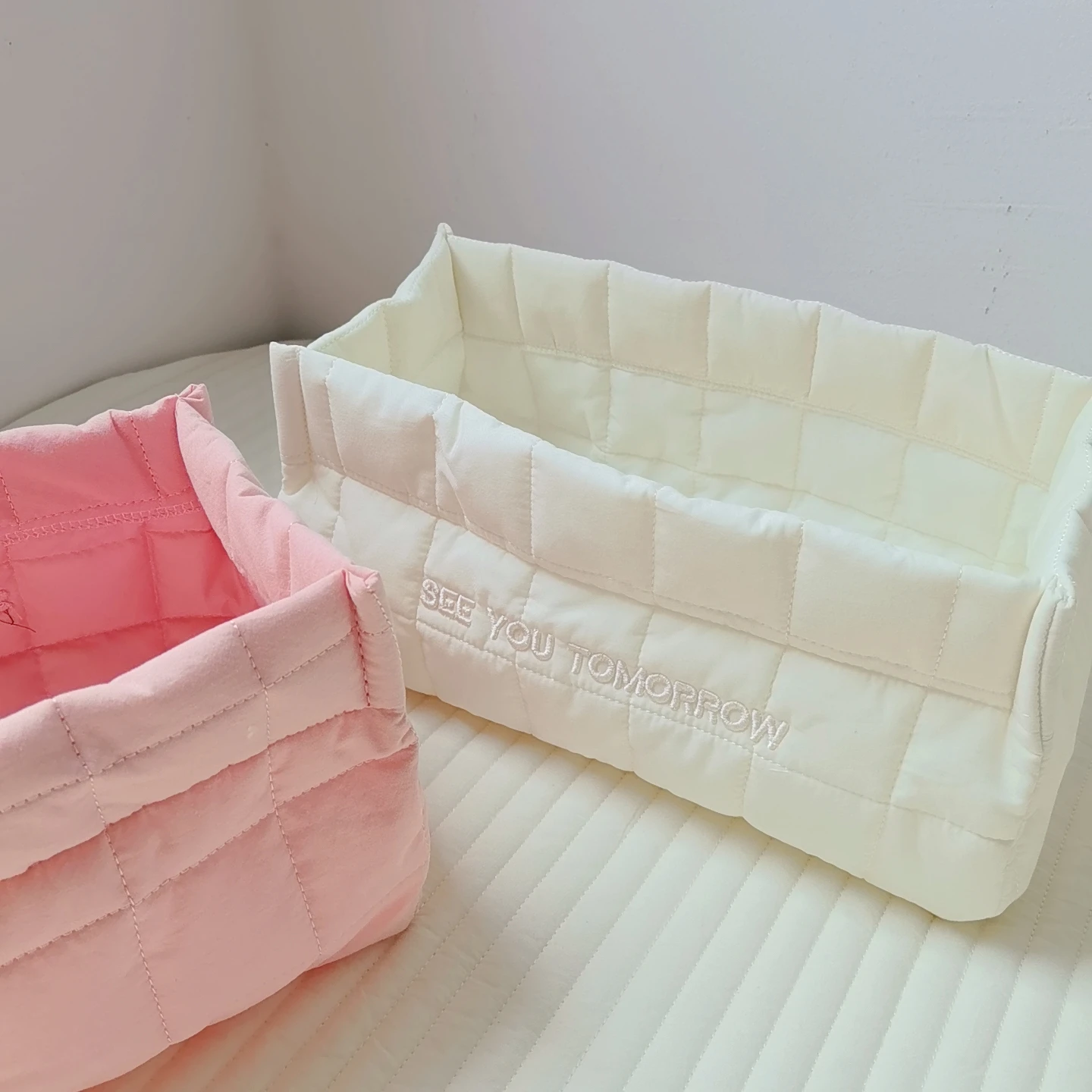 Bolsa pañalera acolchada con organizador tipo caddy para bebé - imagen 2