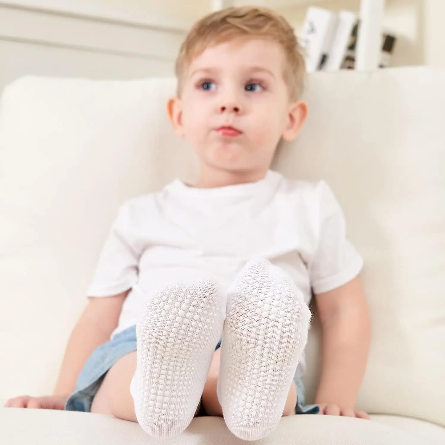 Calcetines antideslizantes con suela para bebés y niños pequeños - imagen 3