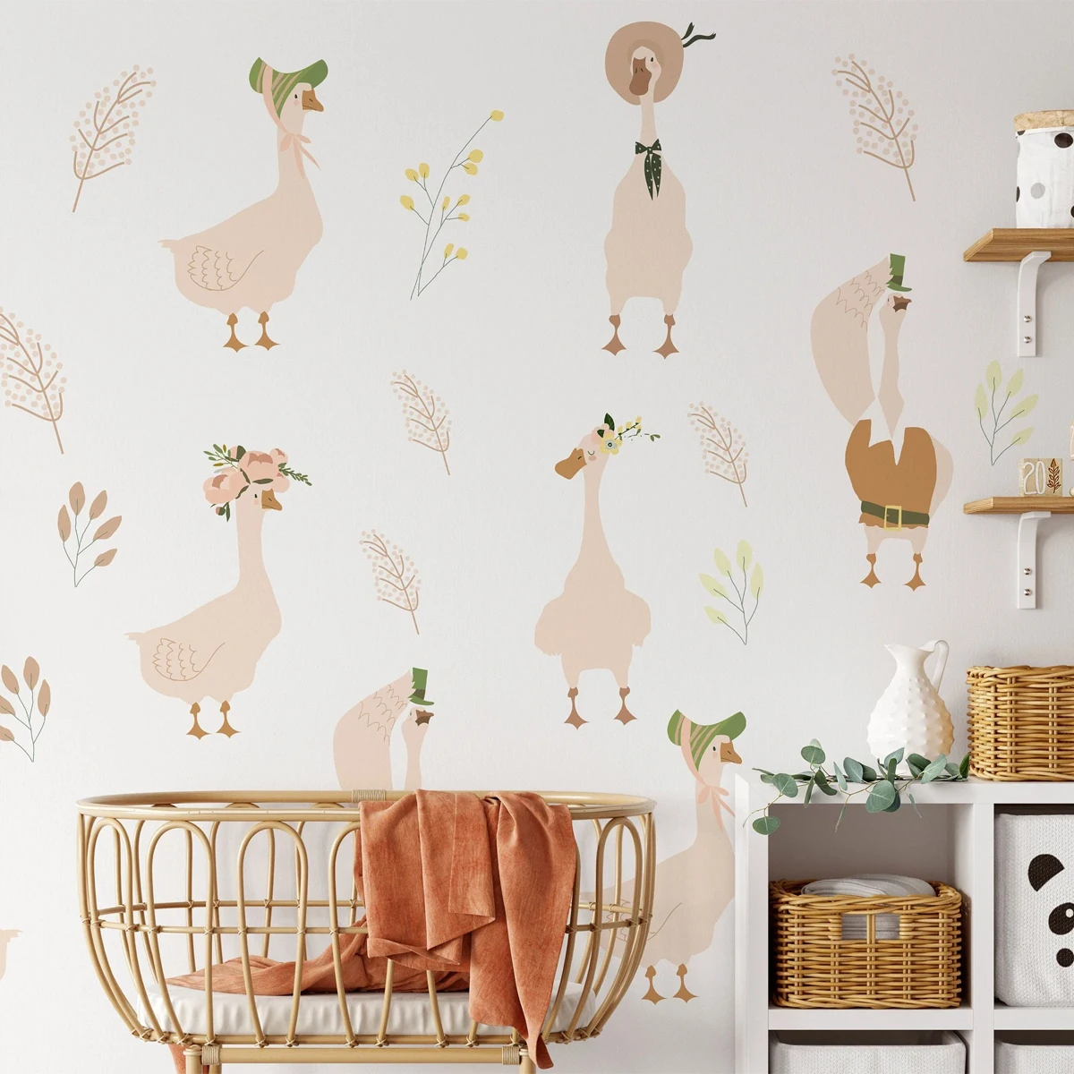 Pegatina pared infantil bohemia cálida con gansos para habitación