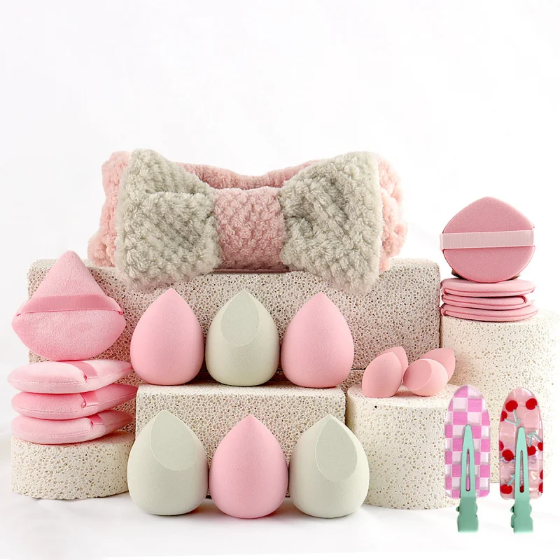 Detalle de las herramientas de maquillaje del kit