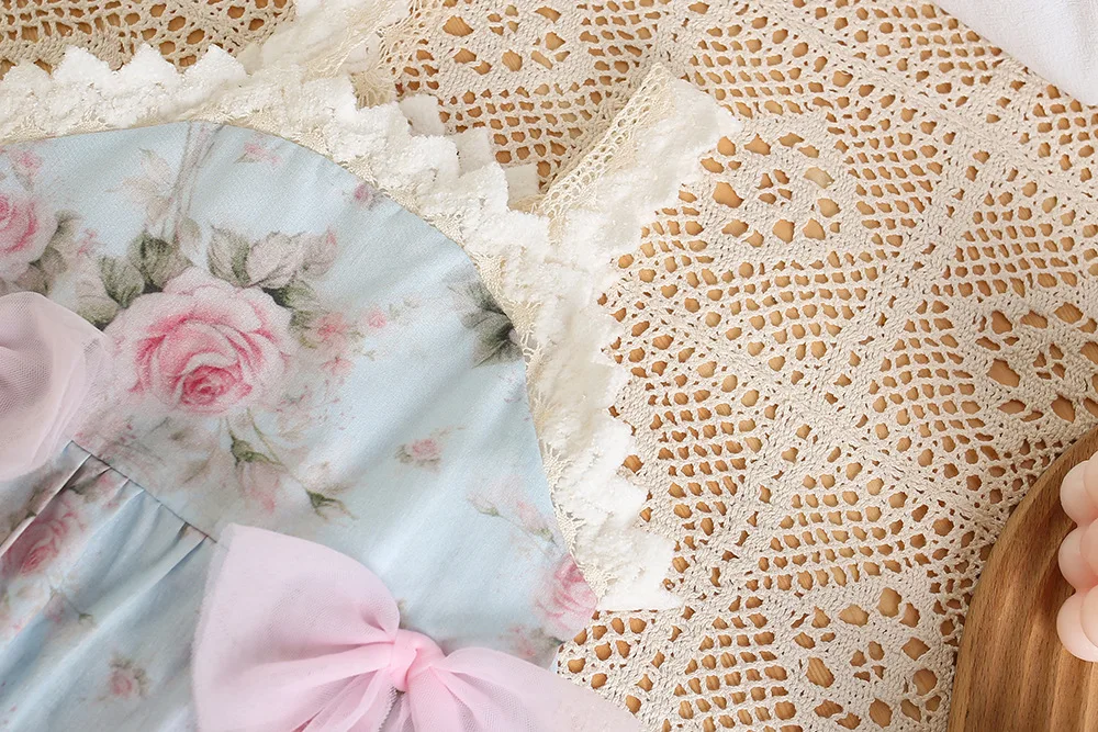 Ropa para niñas con guía de tallas