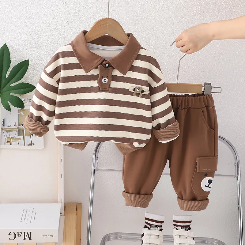 Conjunto bebé algodón: camiseta rayada y pantalón holgado