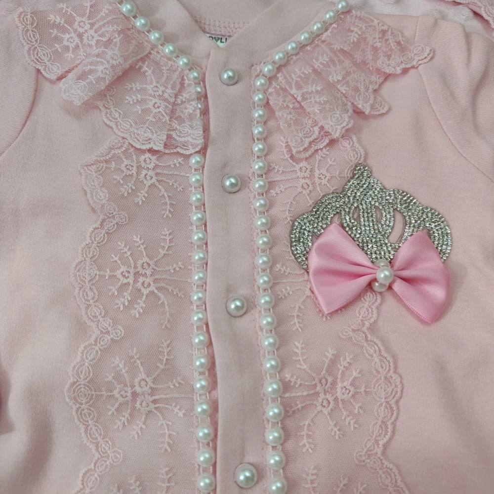 Conjunto de recién nacido niña en encaje y tul con capa boho - imagen 3