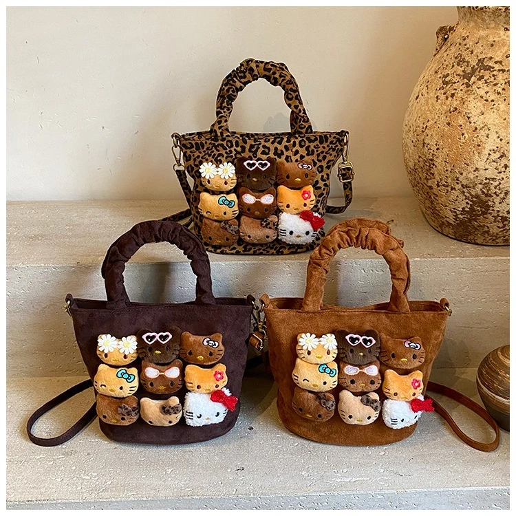 Bolso bandolera de peluche con estampado de leopardo