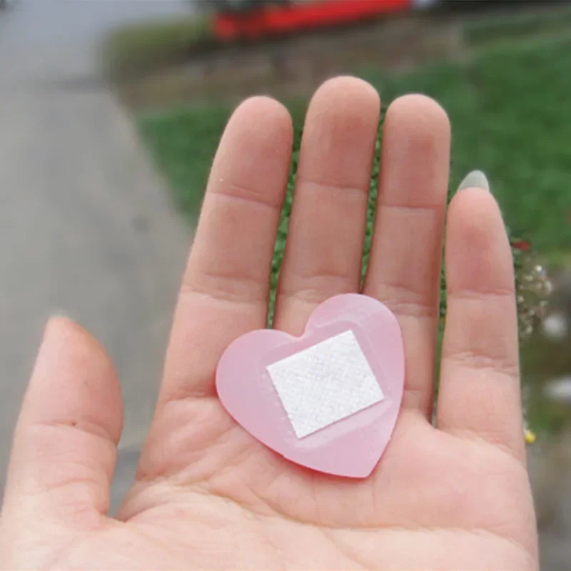 Tiritas infantiles decoradas con corazones – Divertidas y suaves - imagen 5