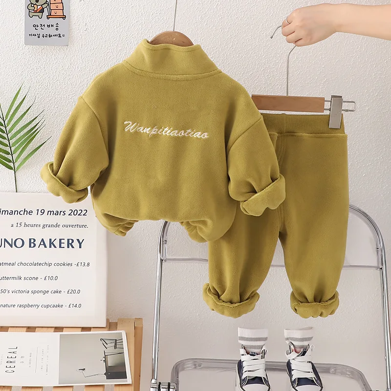 Conjunto de invierno para bebé con chaqueta cálida y pantalón - imagen 4