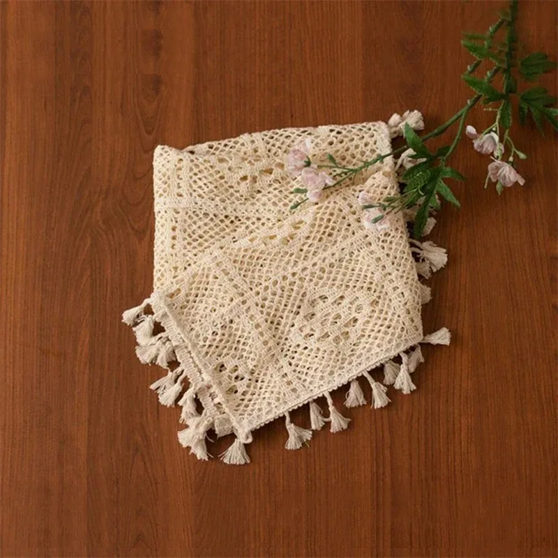 Manta de bebé vintage: encaje calado con borlas y tacto suave - imagen 5