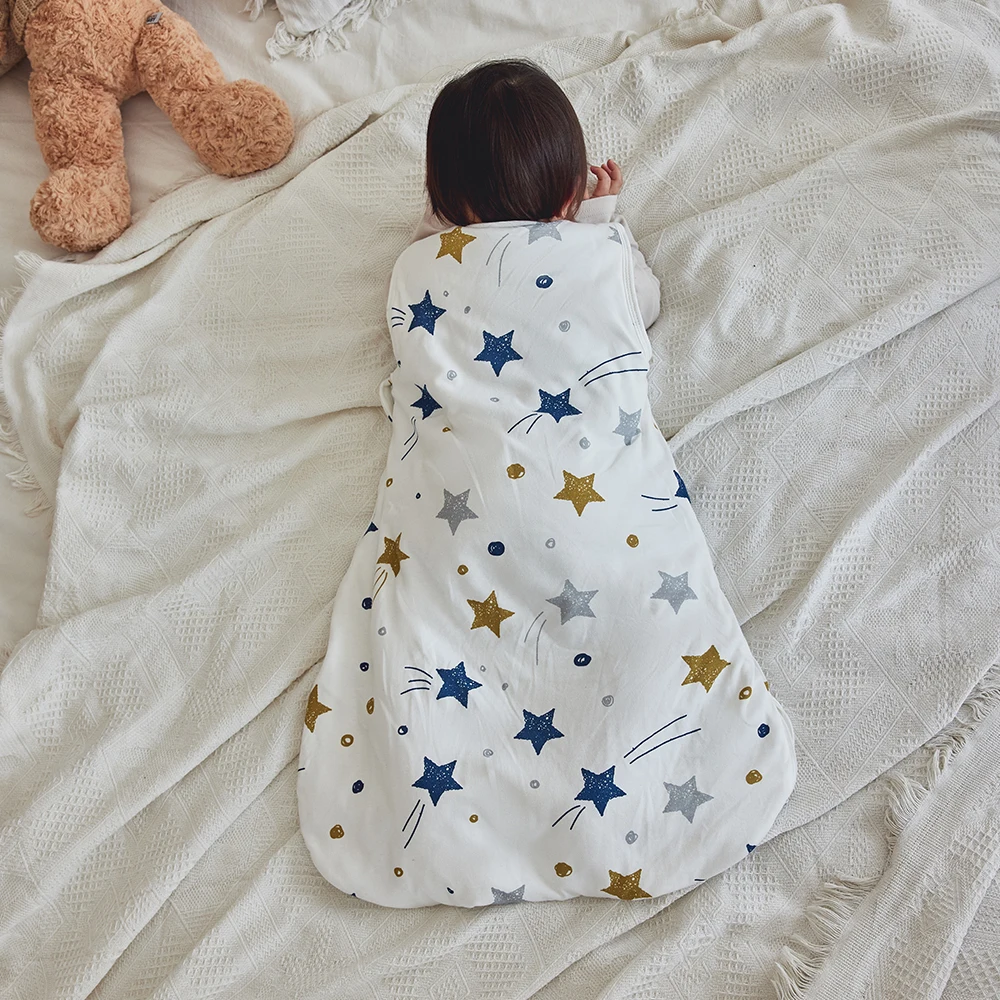 Saco de dormir antipatadas sin mangas en otoño con estrellas azules - imagen 2