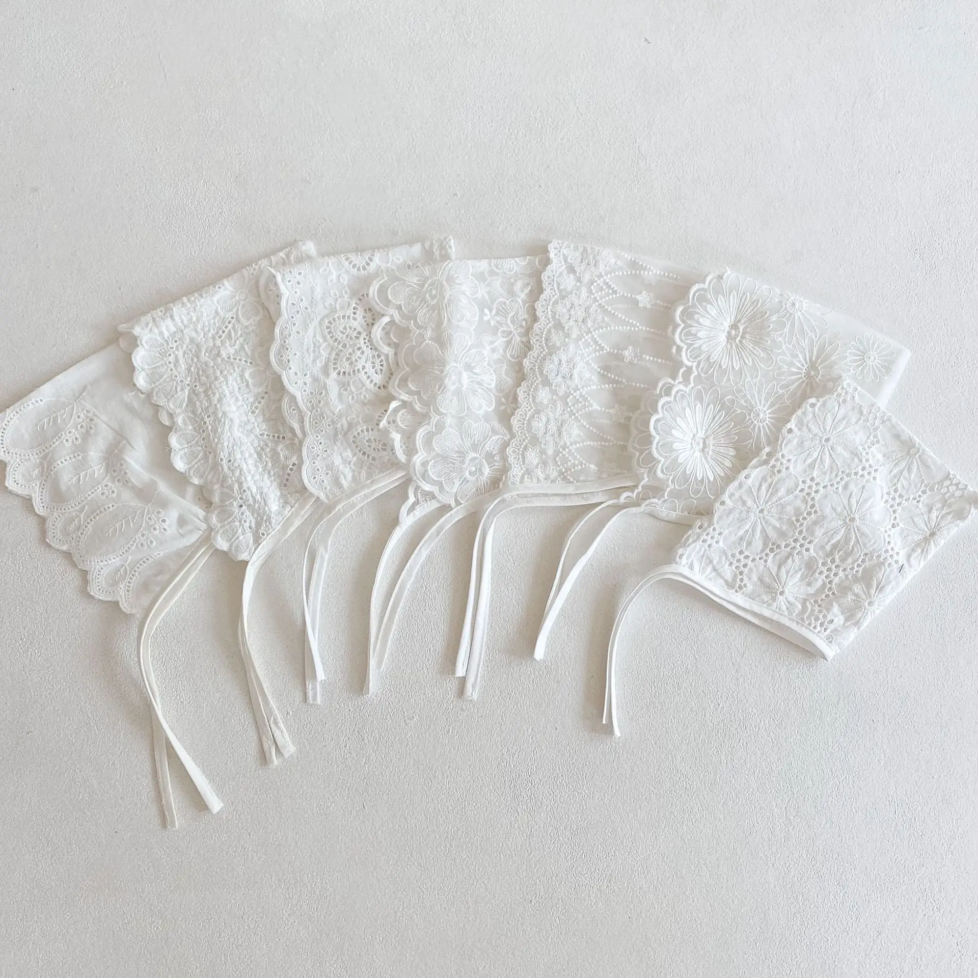 Gorro floral encaje – vista frontal