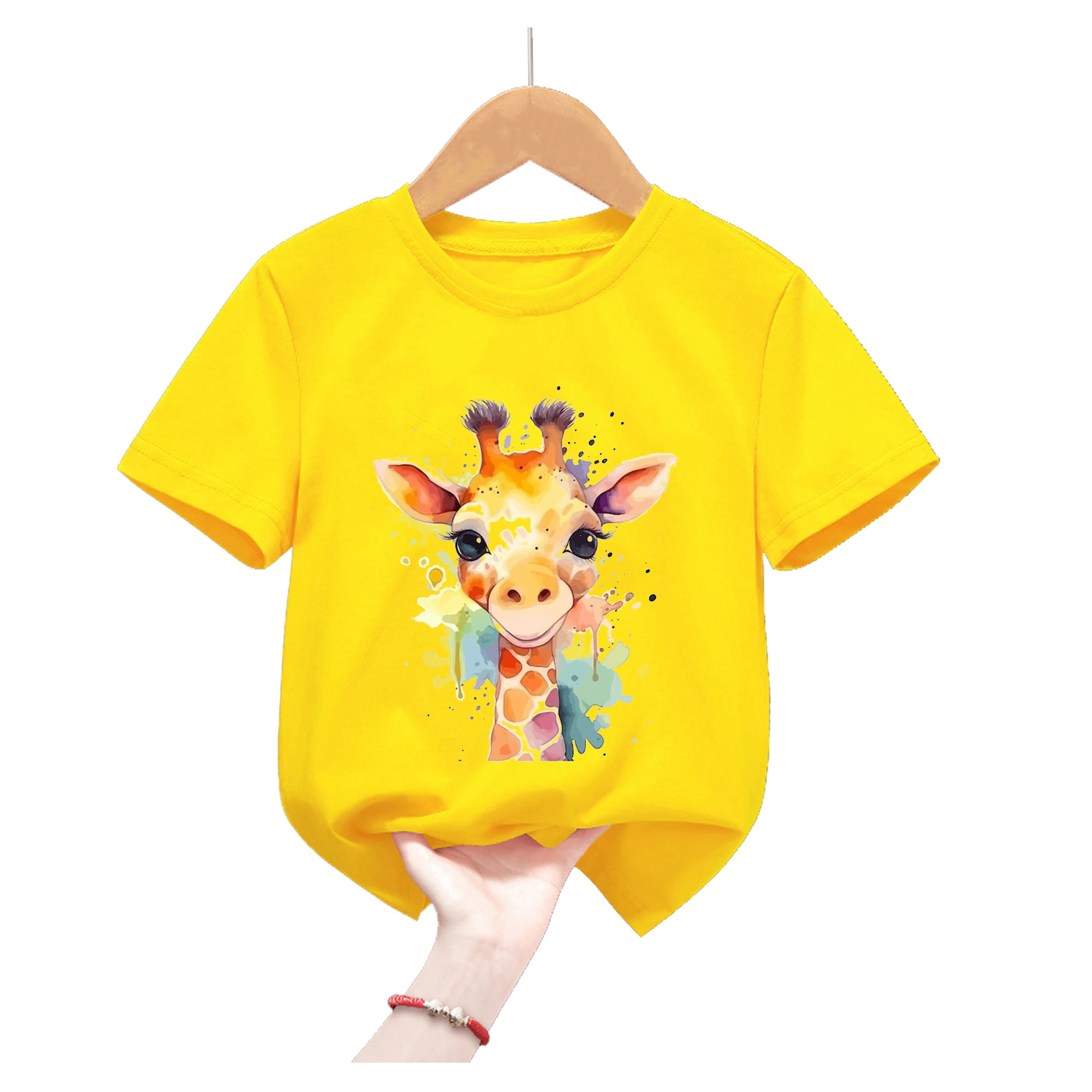 Vista frontal de la camiseta infantil amarilla