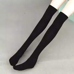 Calcetines para muñeca princesa de lana con acabado artesanal