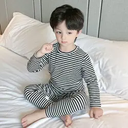 Conjunto de pijama infantil a rayas, dos piezas