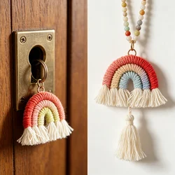 Colgante de borlas arcoíris tejido para accesorios de pelo y llavero