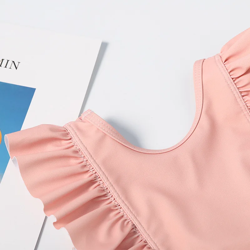 Traje de baño una pieza para niña con volantes y gorro - imagen 5
