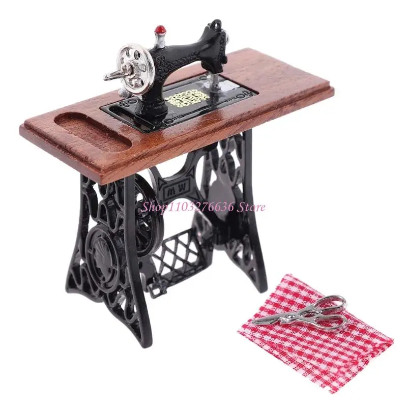 Máquina de coser en miniatura de metal y tela para casa de muñecas