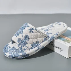 Zapatillas de casa antideslizantes en algodón suave con suela floral