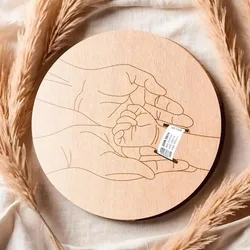 Placa conmemorativa de nacimiento circular de madera para bebé