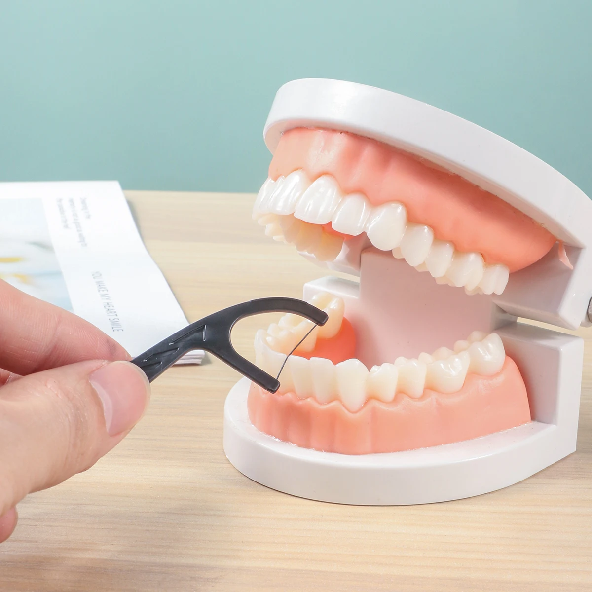 Palo de hilo dental bambú carbón para niños – Sabor menta ultrafino - imagen 4