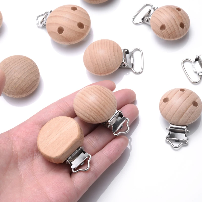 Clip de madera natural para chupete