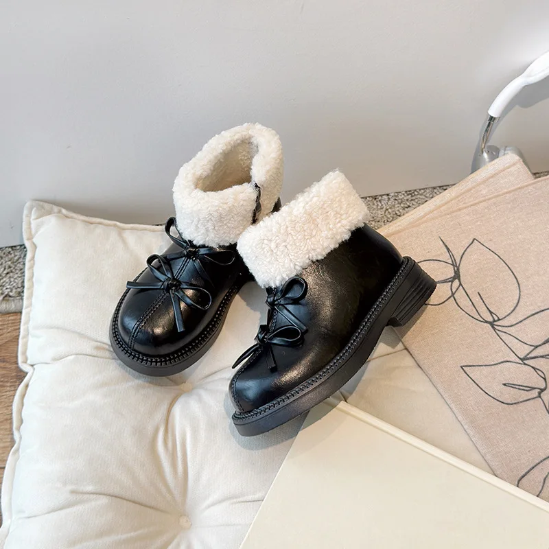 Botas de lana para niña con lazo – cálidas y cómodas - imagen 2