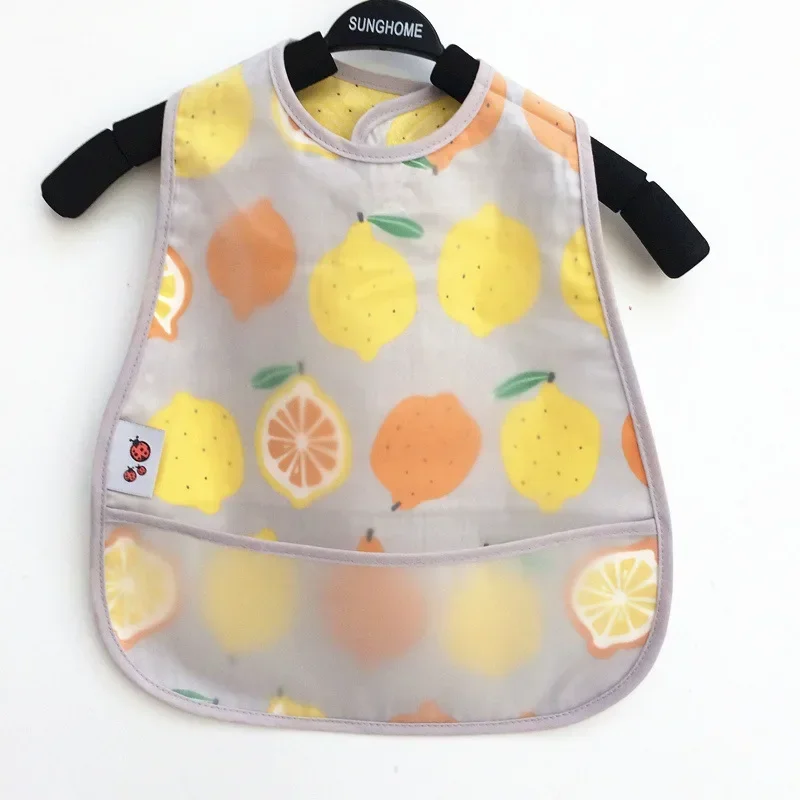 Babero impermeable EVA para bebé con diseño divertido - imagen 2