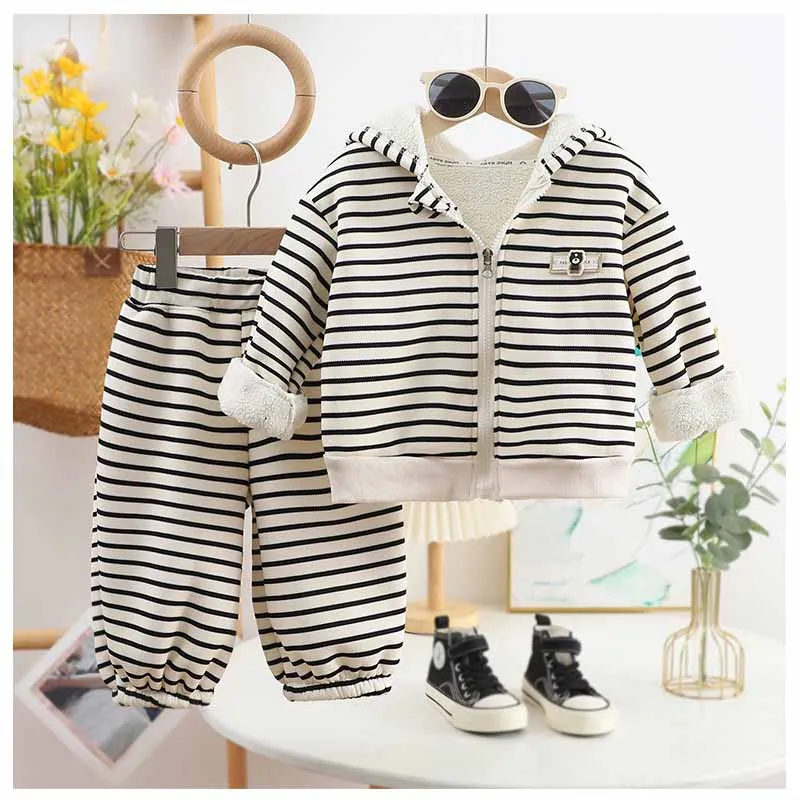 Conjunto acolchado con capucha y pantalón a rayas infantil - imagen 2