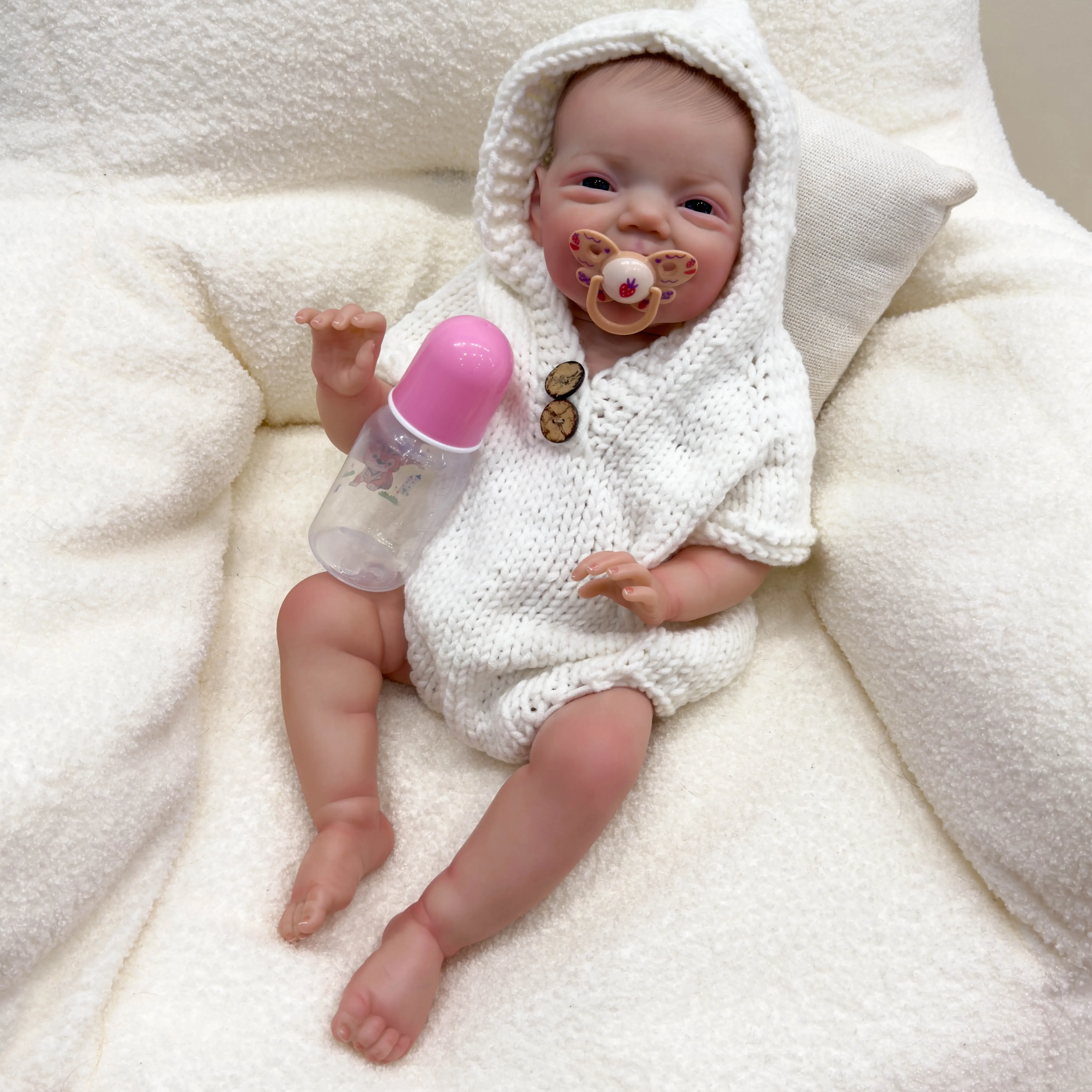 Muñeca reborn NPK con vinilo y tacto suave