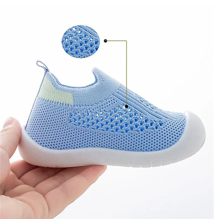 Zapatillas en varios colores para combinar con diferentes outfits