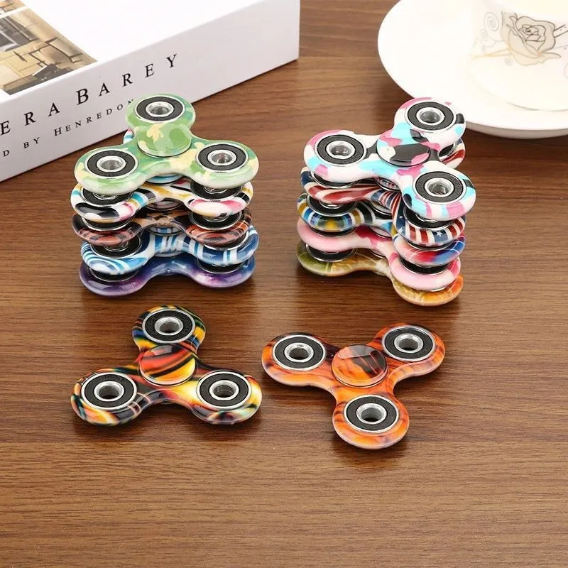Spinner antiestrés de mano arcoíris para concentración y calma - imagen 4