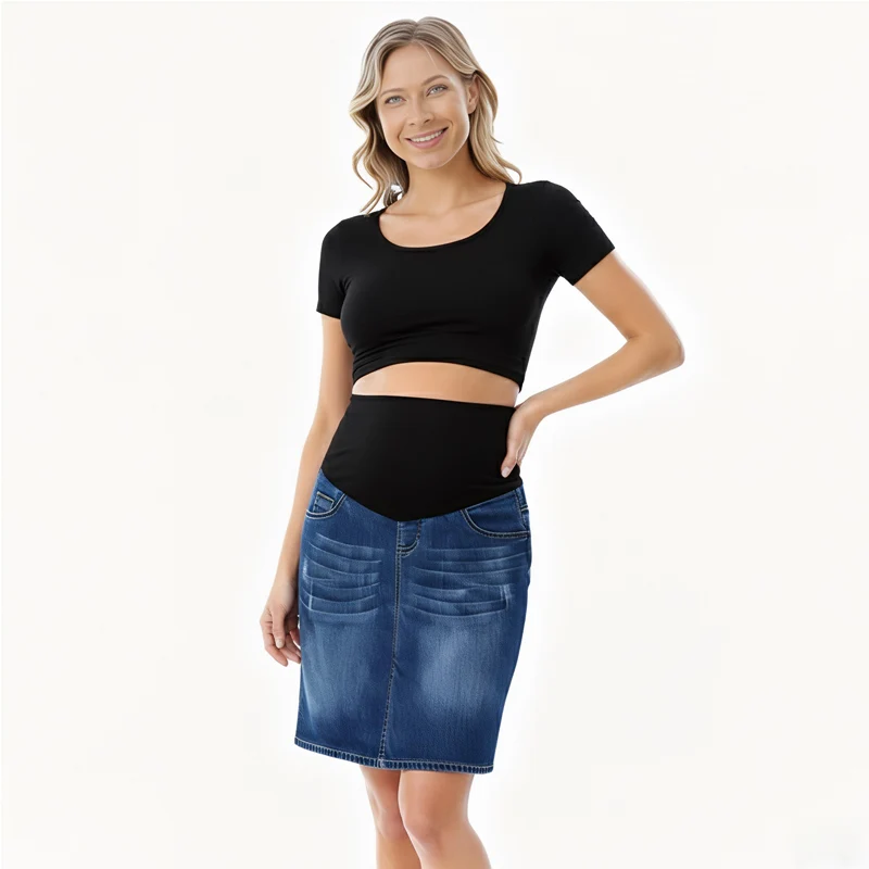 Ejemplo de combinación con blusa blanca
