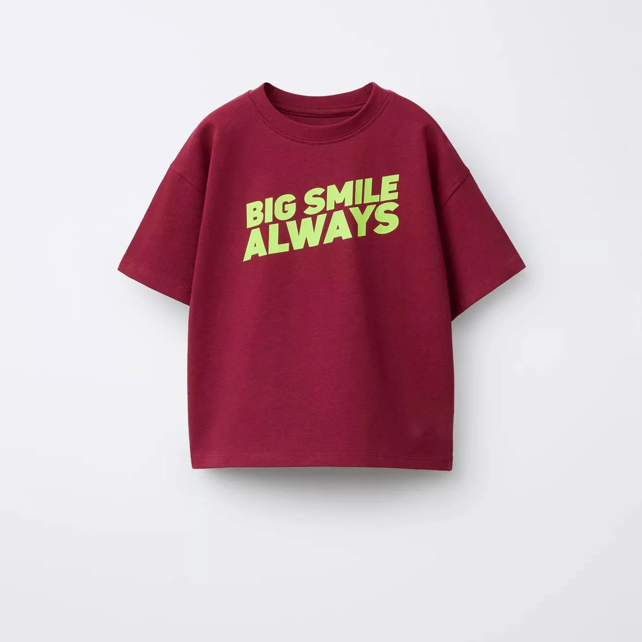 Camiseta de algodón con estampado de letras y cuello redondo - imagen 2