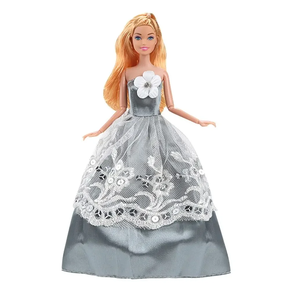 Vestido de novia para muñeca hecho a mano – Disfraz infantil - imagen 3