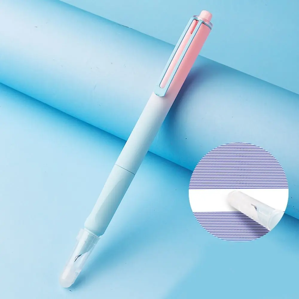 Pluma estilográfica con mecanismo de borrado