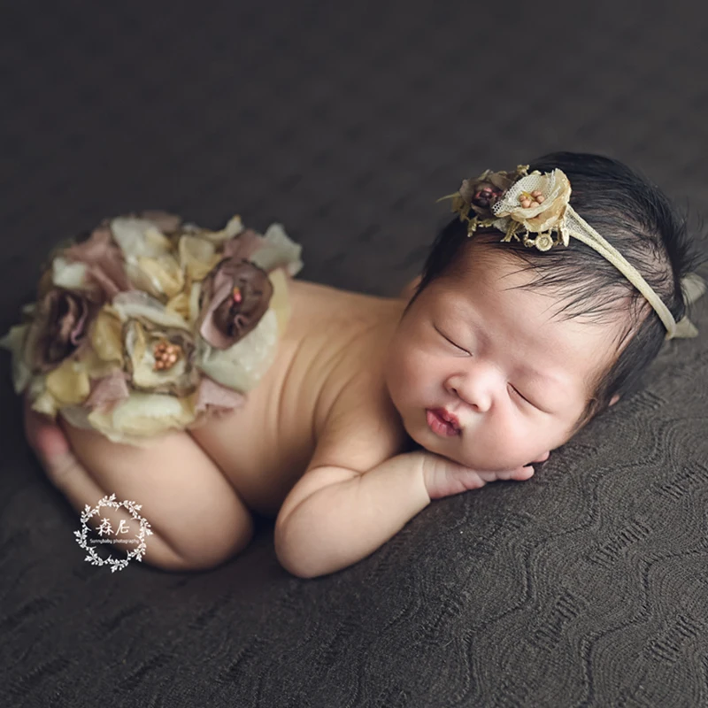 Disfraz de sesión fotográfica para recién nacido con diadema floral - imagen 5