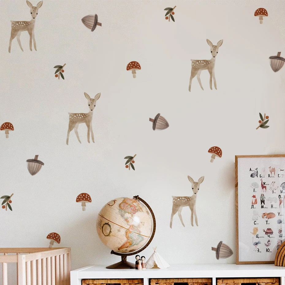 Ejemplo de decoración de habitación infantil con pegatinas de ciervo
