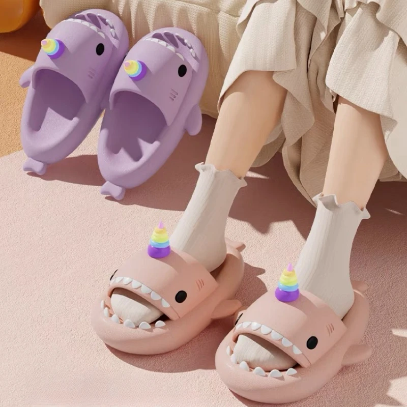 Zapatillas tiburón infantiles con suela 4 cm - verano - imagen 2