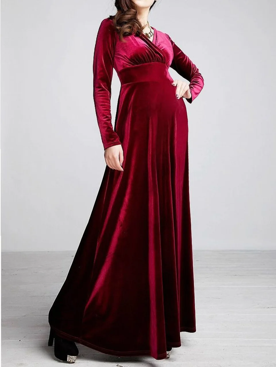 Diferentes vistas del vestido para apreciar el corte y la caída