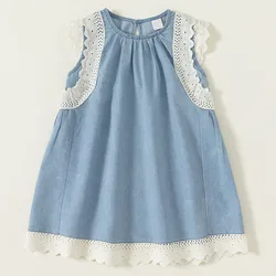 Vestido de niña sin mangas con encaje y falda vaquera de verano