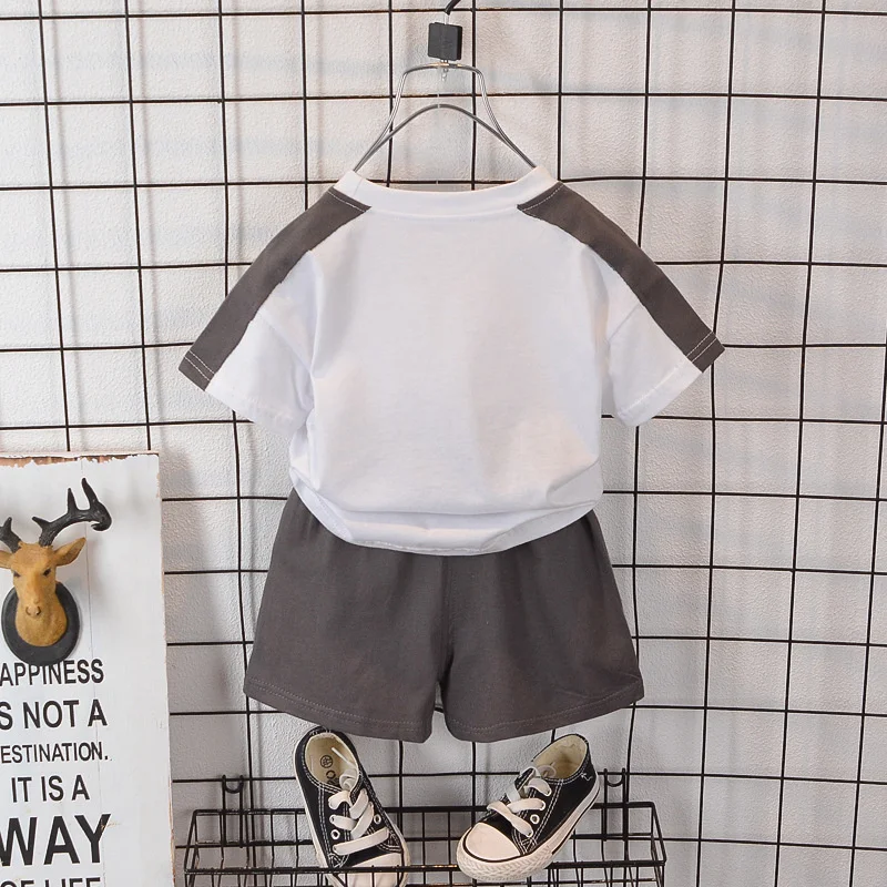 Conjunto veraniego para niñas: camiseta y shorts de algodón - imagen 5
