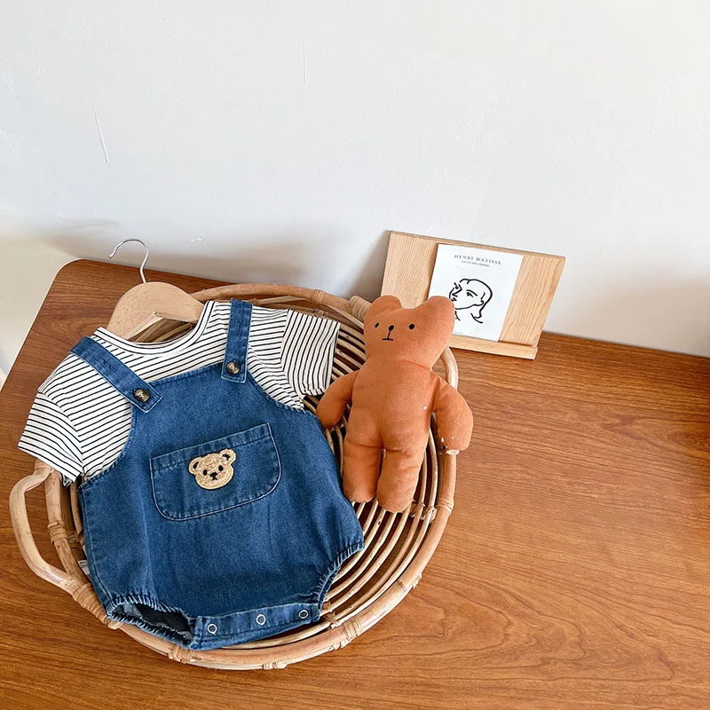 Conjunto verano bebé: peto vaquero con camiseta a rayas - imagen 4