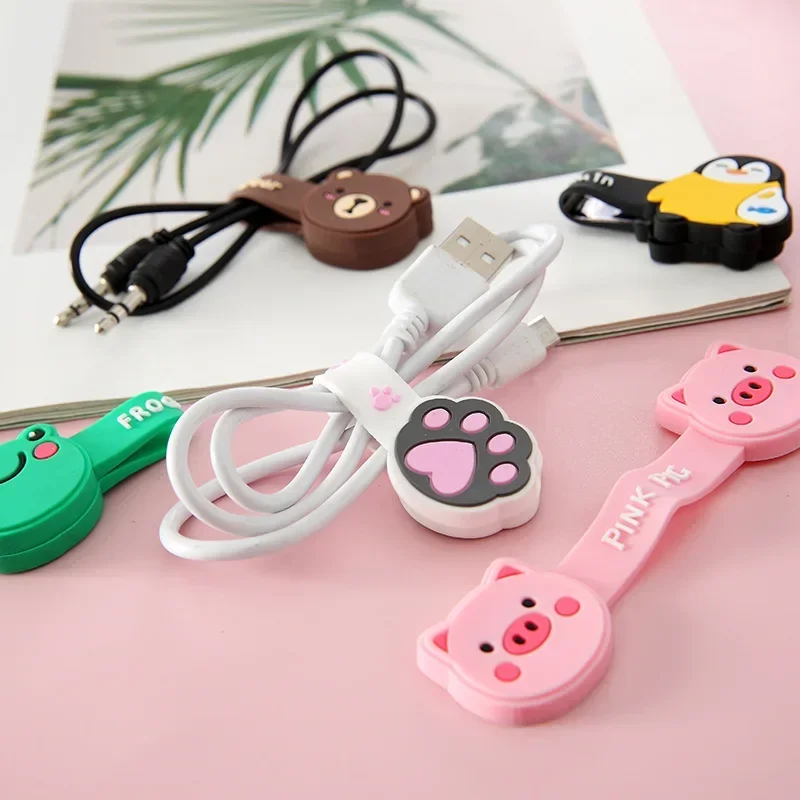 Organizador magnético de cables para escritorio con clips y envoltura - imagen 2