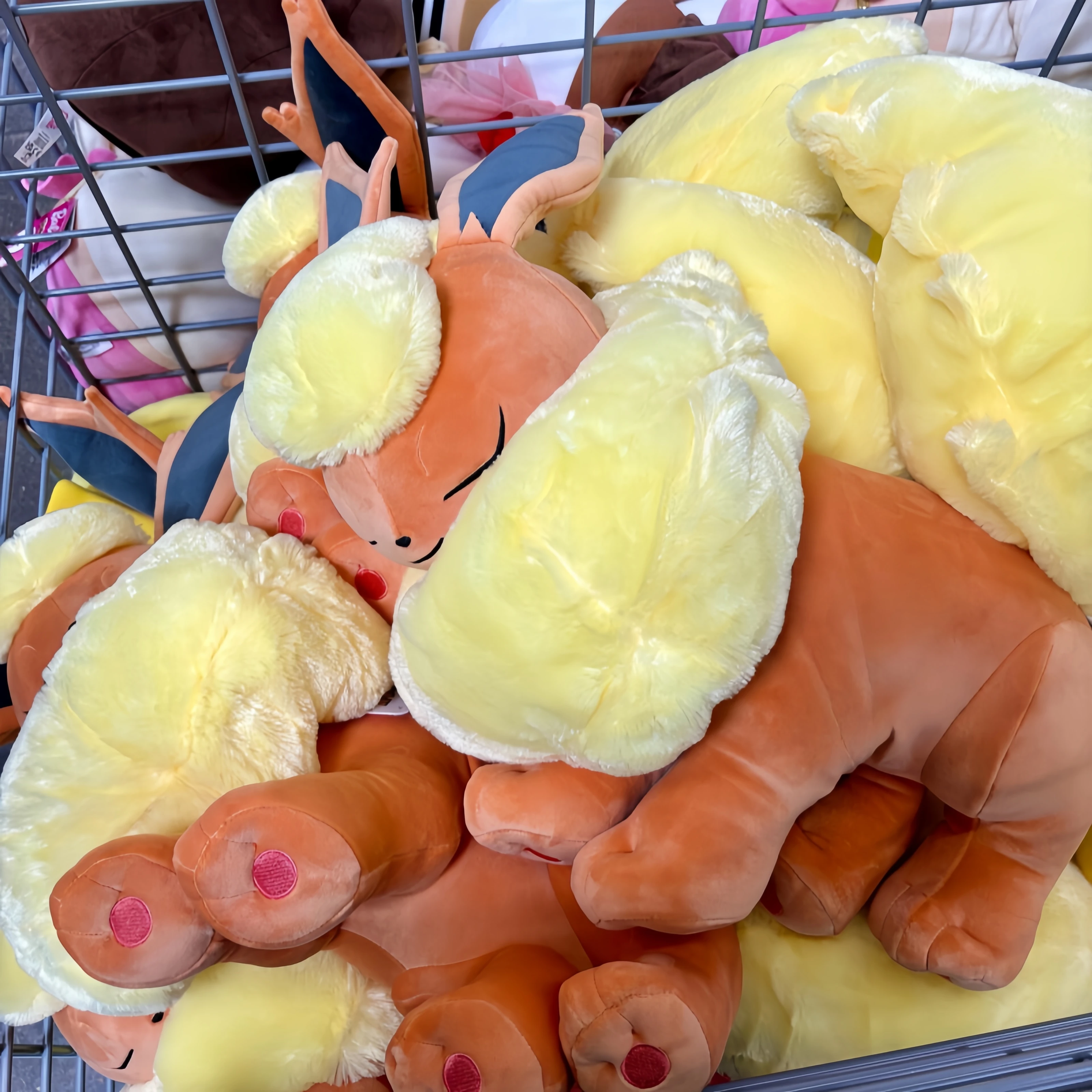 Peluche Pokémon Flareon/Vaporeon extra grande, suave y cómodo