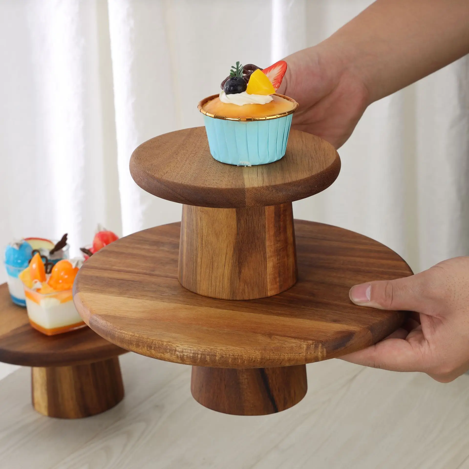 Soporte para pasteles de madera multiusos con cupcakes y postres - imagen 3