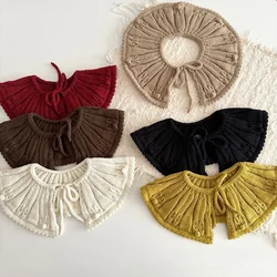 Capa de ganchillo para niña con cuello falso y lazos - Abrigo otoño