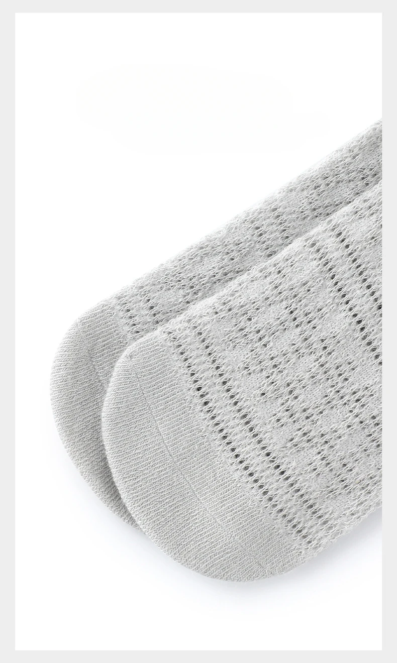 Calcetines listos para usar con outfits infantiles