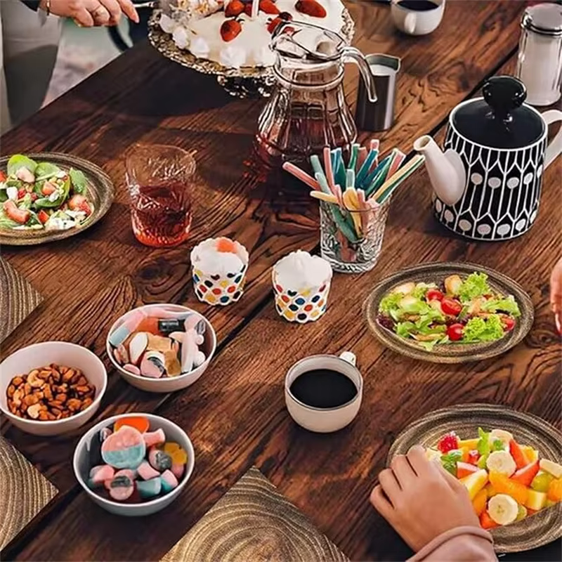 Platos desechables de papel con diseño retro imitación madera - imagen 3