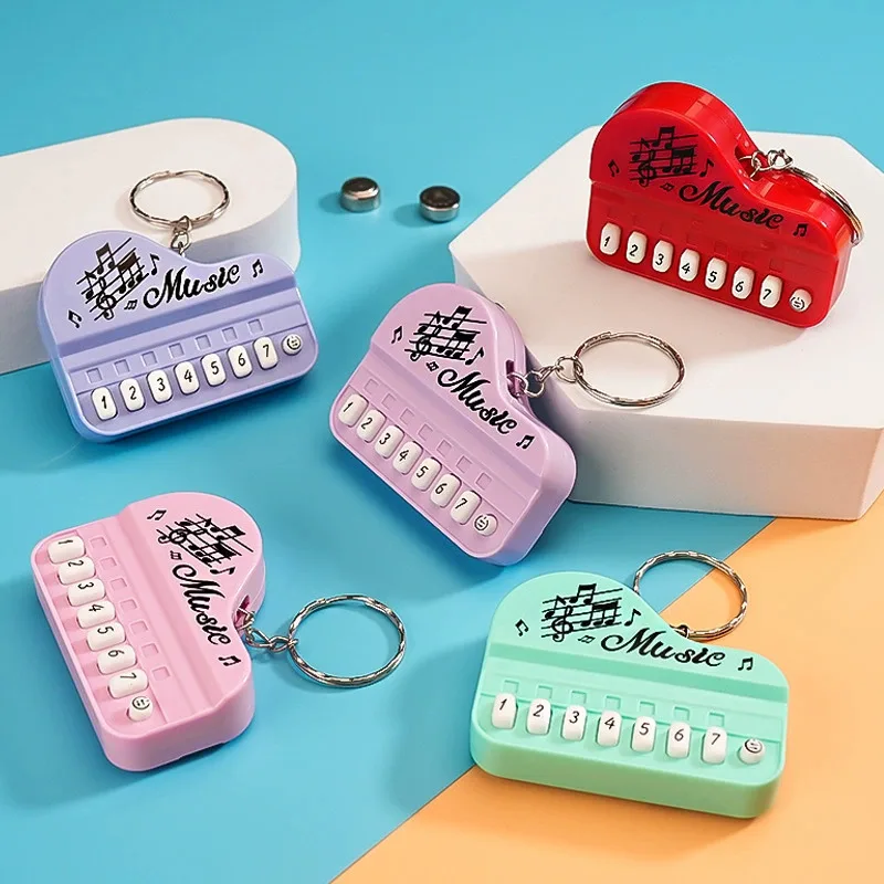 Teclado mini musical para llaves con colgante de piano - imagen 4